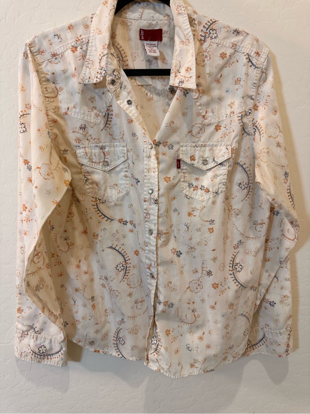 Levi's Large Cream Western Button-Up Shirt with Blue & Tan Paisley Print